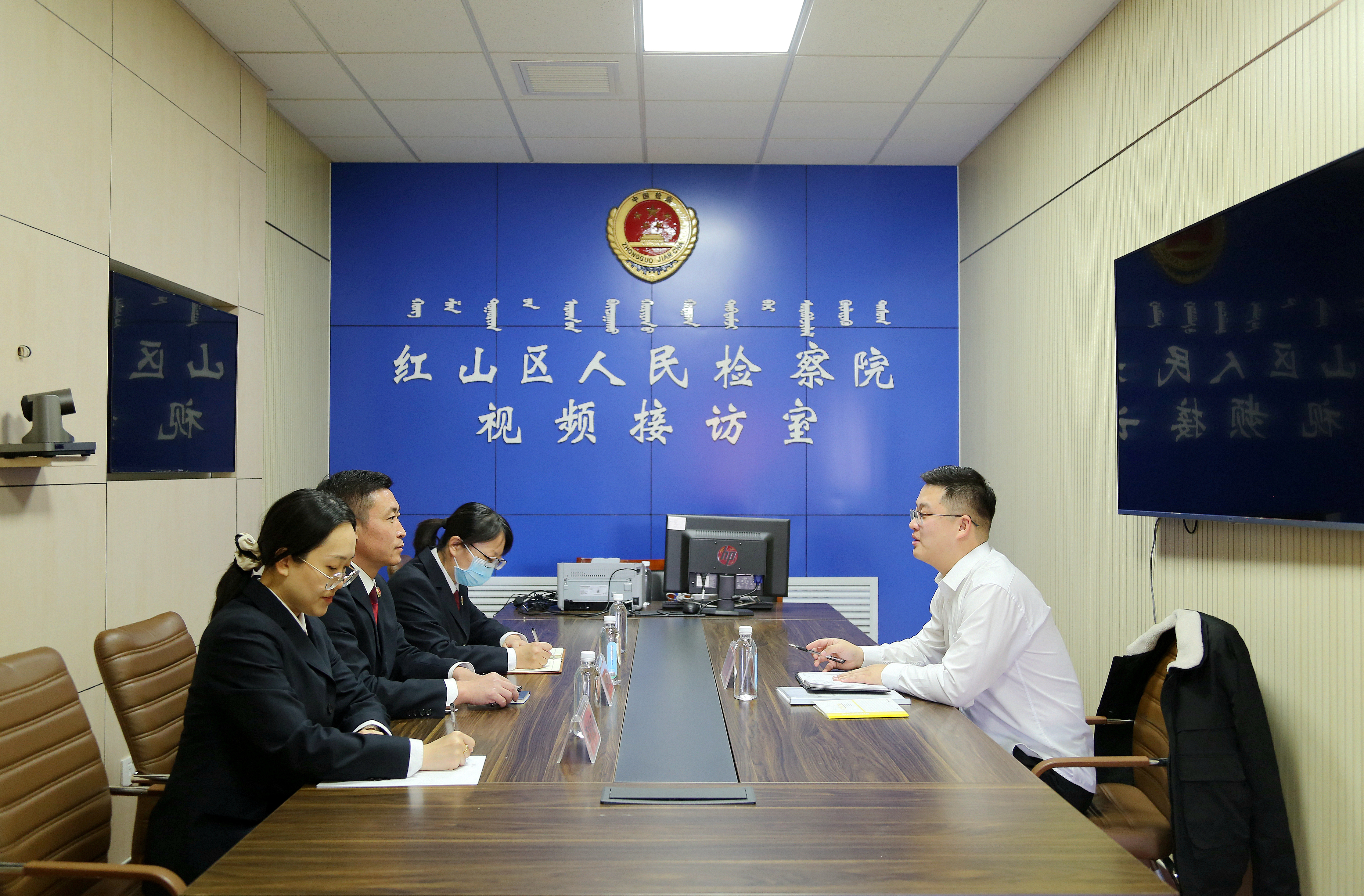【昭乌达未检】红山区人民检察院与红山区团委召开未成年人保护工作座谈会