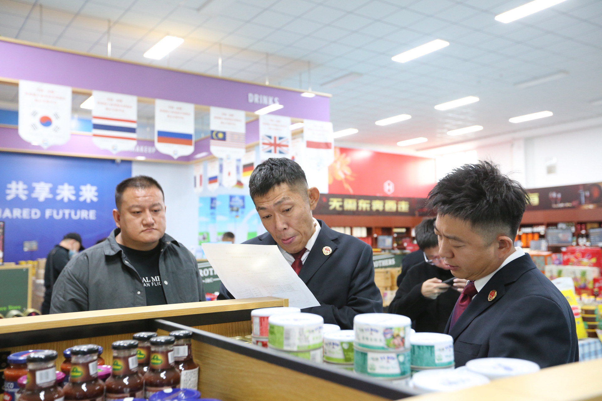 【赤城·检益】开展进口食品安全专项监督检查 筑牢群众舌尖上的“防线”